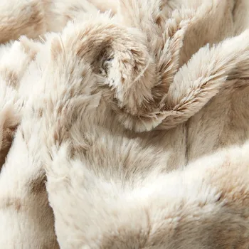 Yeni Kış Battaniye Kalın Beyaz Leopar Baskı Battaniye Çift Şekerleme Battaniye Sıcak Diz Kabarık Battaniye Atmak